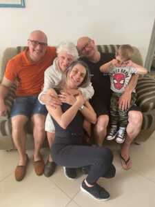 Ana Rosa, mãe Nelci, os irmãos Jailson e Sandro, filho Gabriel.