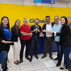 Homenageado Gerente - Everton Soares - 20 anos - Lojas Colombo Dir. Susana Cruzeiro do Sul - Ana Gerente Sicredi - Gerri CNA Inglês Definitivo- Baxinski Pres. ACIAL - Jairo Leituras- Carol Gerente Sicredi